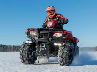 honda-red-machine-trx520fe2-t3b-le-068f8c720a7f67.jpg