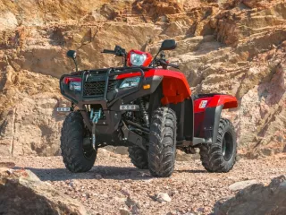 honda-red-machine-trx520fe2-t3b-le-068f8c721a3cf3.jpg